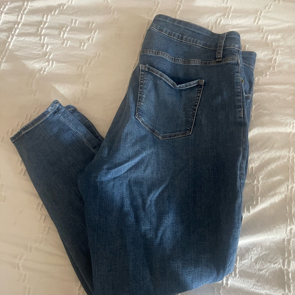 Button fly skinny jeans Ava and Viv high rise